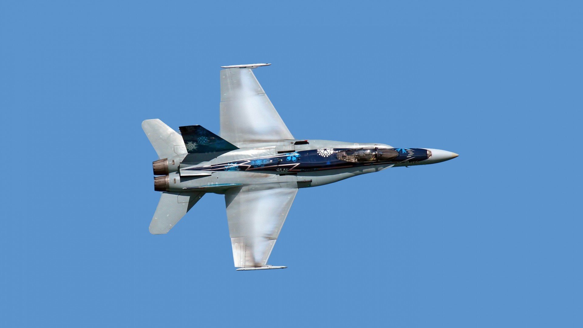 开云真人-前锋回撤参与组织是否弱化中场防守覆盖，回撤型前锋