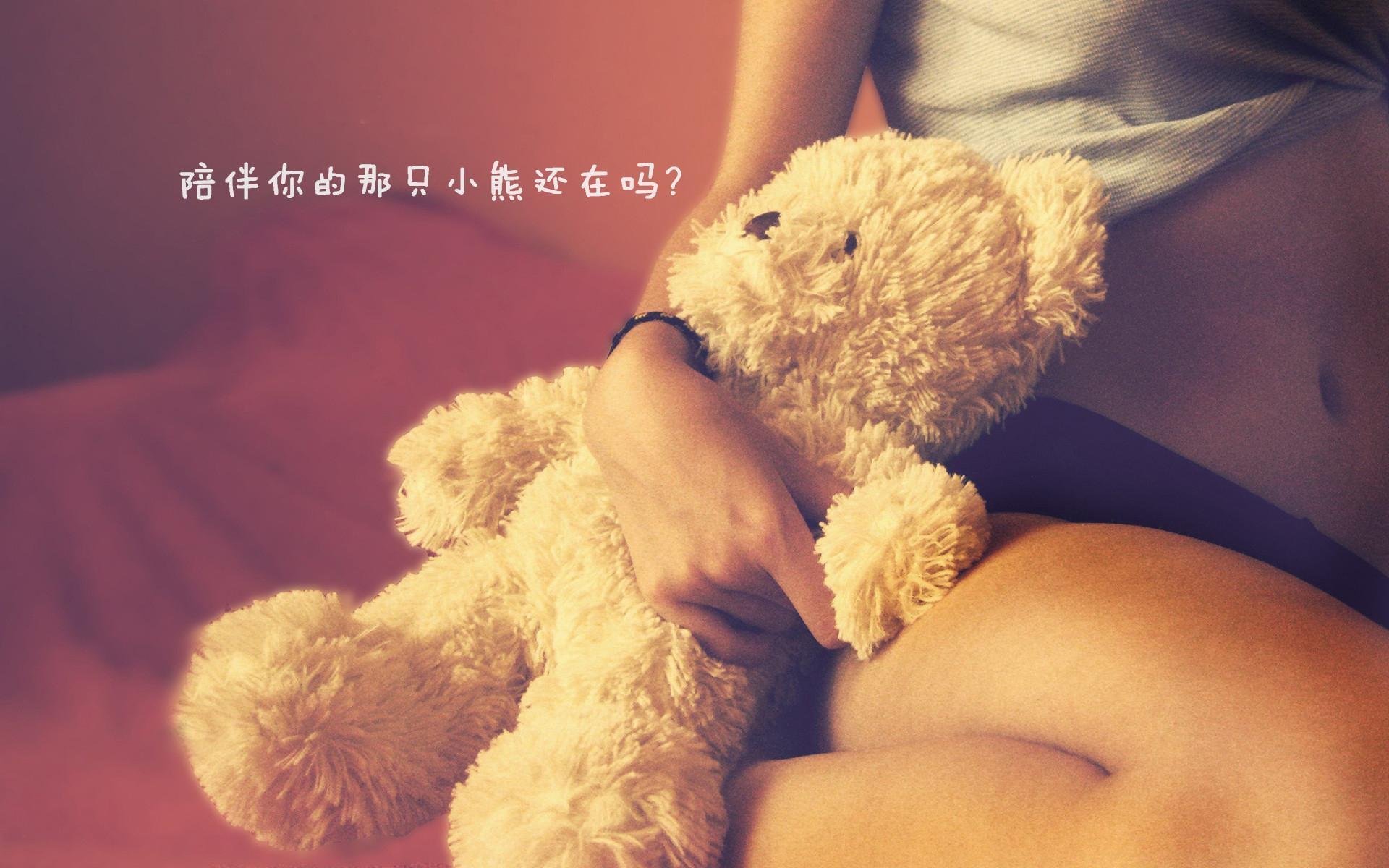 开云·体育官网APP下载-查默斯赛场表现赢得观众喝彩，查莫斯游泳