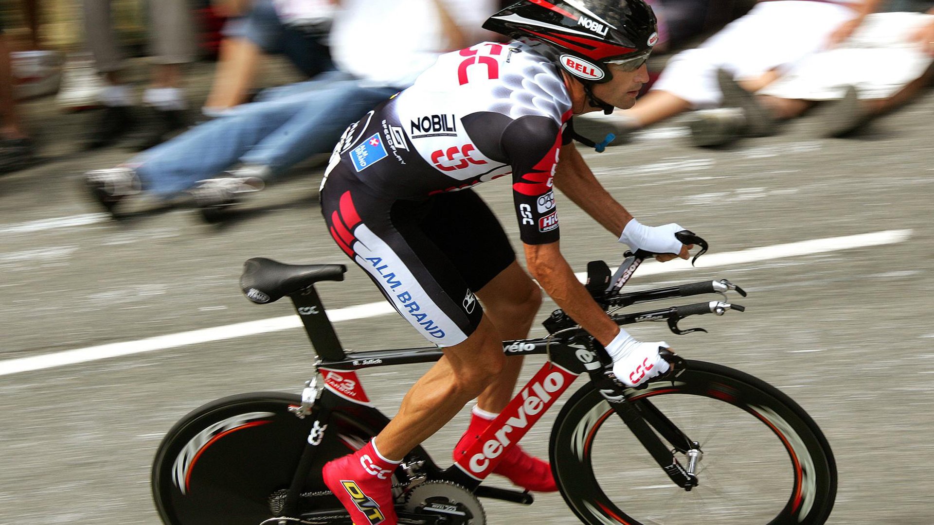 开云在线平台-伦敦马拉松迎来迎来新纪录选手,现场气氛空前高涨,伦敦马拉松2021视频